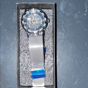 Men's Stainless Steel Mesh Strap Automatic Watch - Silver